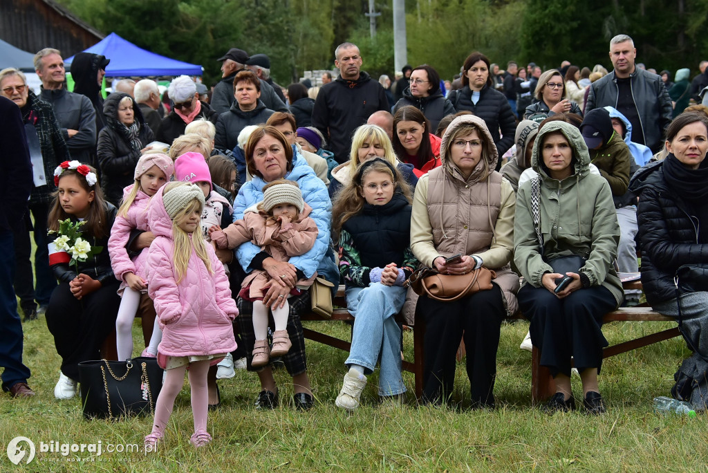Żywa lekcja historii w Brodziakach: Pamięć o pacyfikacjach i walkach na Biłgorajszczyźnie