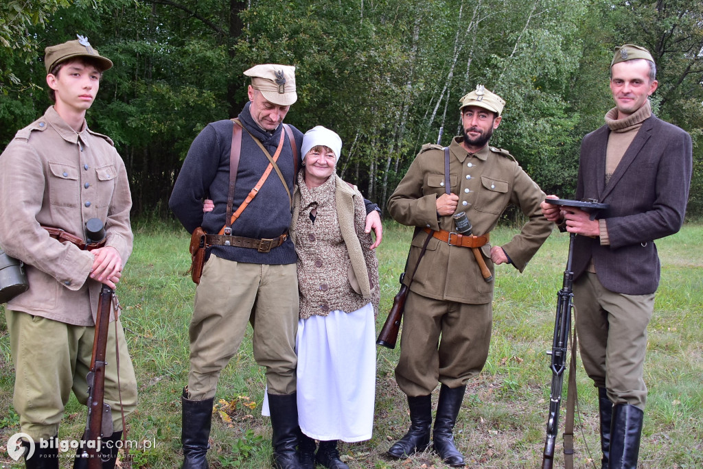Żywa lekcja historii w Brodziakach: Pamięć o pacyfikacjach i walkach na Biłgorajszczyźnie