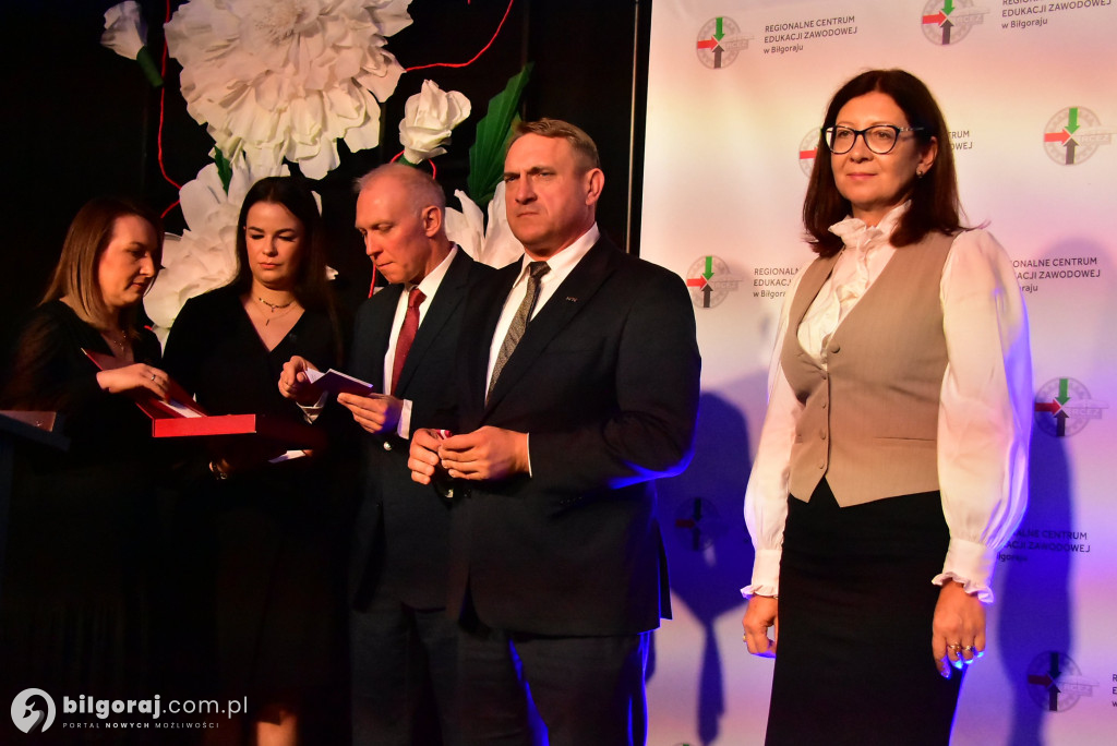Od Technikum Elektrycznego do RCEZ. 60-lat Elektryka
