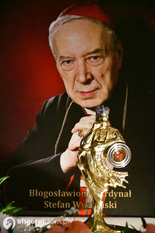 Relikwie bł. Stefana Wyszyńskiego w Goraju. Przywiózł je kardynał Nycz