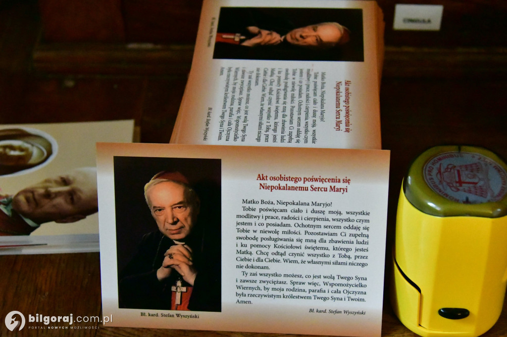Relikwie bł. Stefana Wyszyńskiego w Goraju. Przywiózł je kardynał Nycz