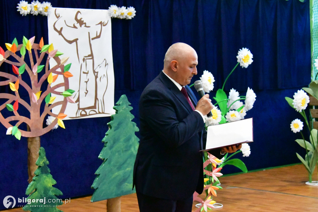 Uczcili św. Franciszka. Patronuje szkole od 20 lat