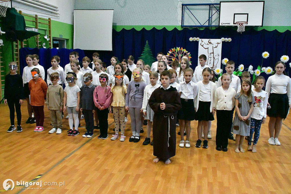 Uczcili św. Franciszka. Patronuje szkole od 20 lat