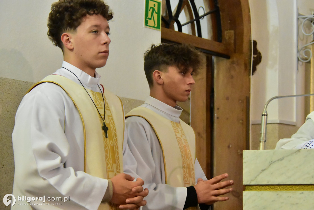 Wierni Biłgoraja na procesji. Kontynuacja XVIII-wiecznej tradycji franciszkańskiej