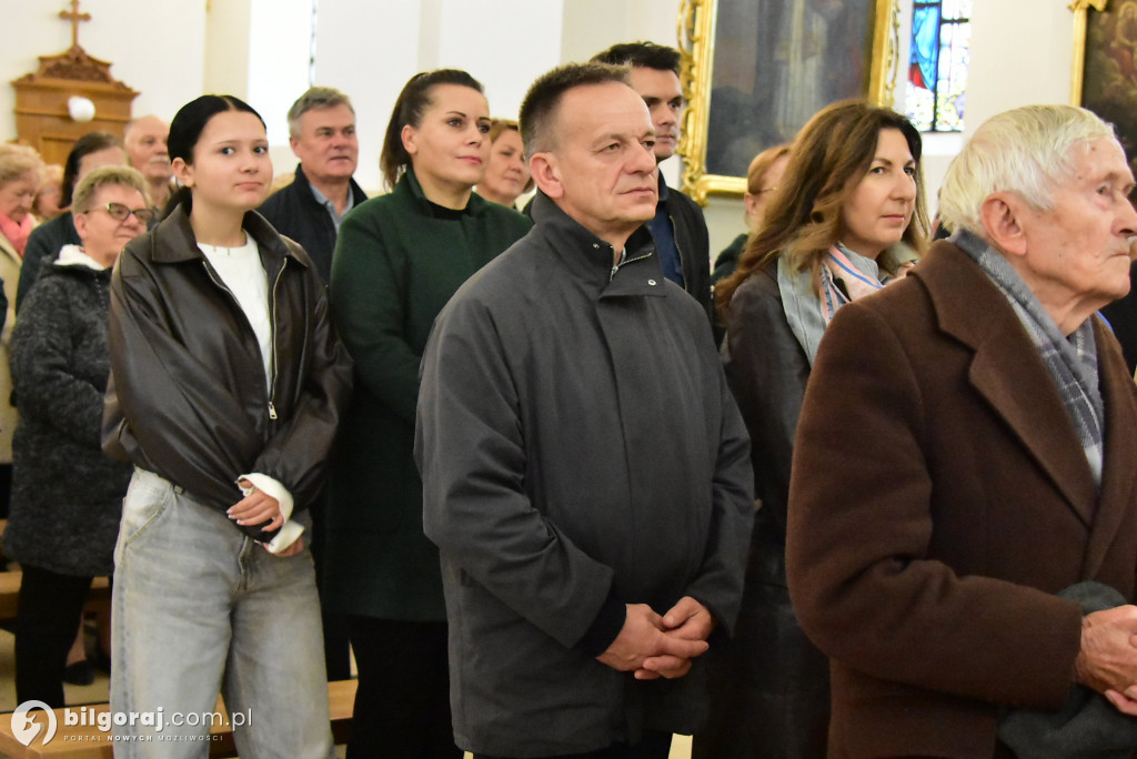 Wierni Biłgoraja na procesji. Kontynuacja XVIII-wiecznej tradycji franciszkańskiej