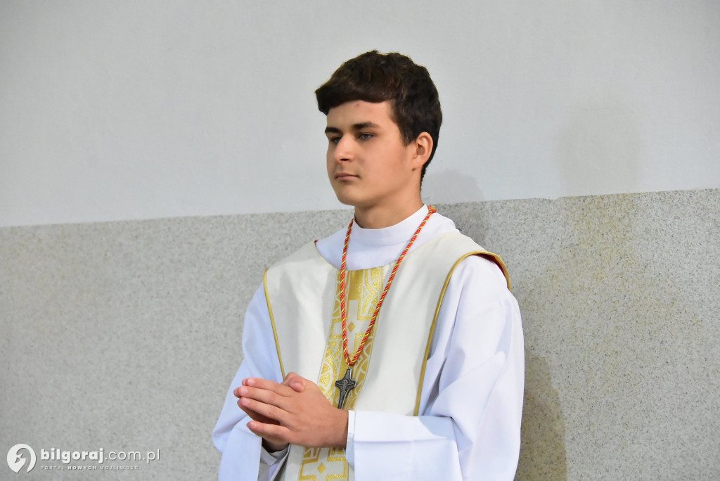 Wierni Biłgoraja na procesji. Kontynuacja XVIII-wiecznej tradycji franciszkańskiej