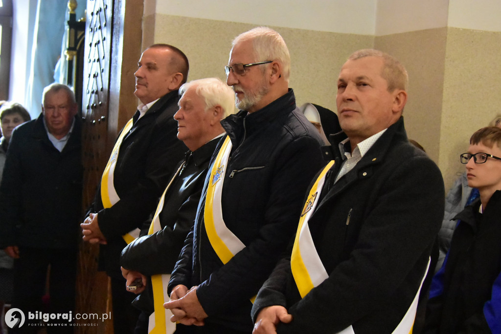Wierni Biłgoraja na procesji. Kontynuacja XVIII-wiecznej tradycji franciszkańskiej