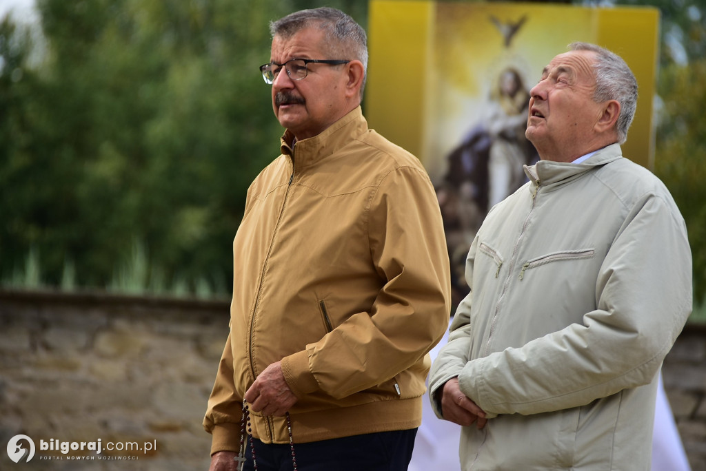 Wierni Biłgoraja na procesji. Kontynuacja XVIII-wiecznej tradycji franciszkańskiej