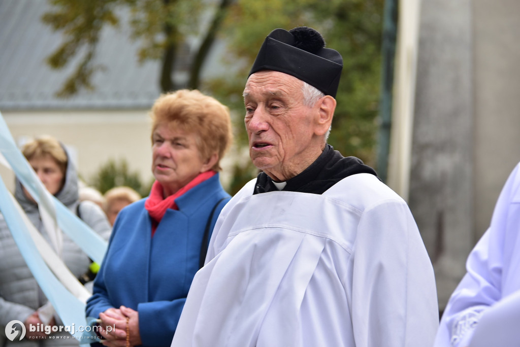 Wierni Biłgoraja na procesji. Kontynuacja XVIII-wiecznej tradycji franciszkańskiej