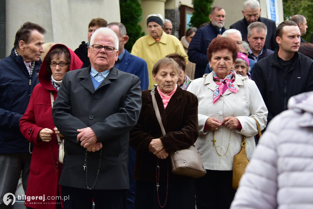 Wierni Biłgoraja na procesji. Kontynuacja XVIII-wiecznej tradycji franciszkańskiej