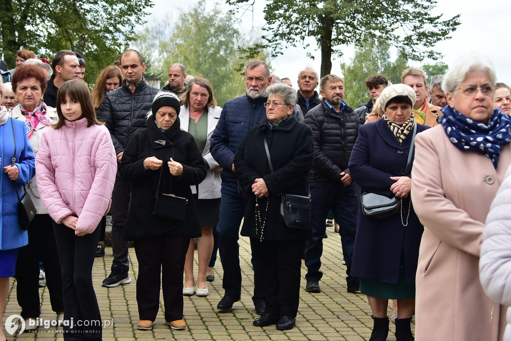 Wierni Biłgoraja na procesji. Kontynuacja XVIII-wiecznej tradycji franciszkańskiej
