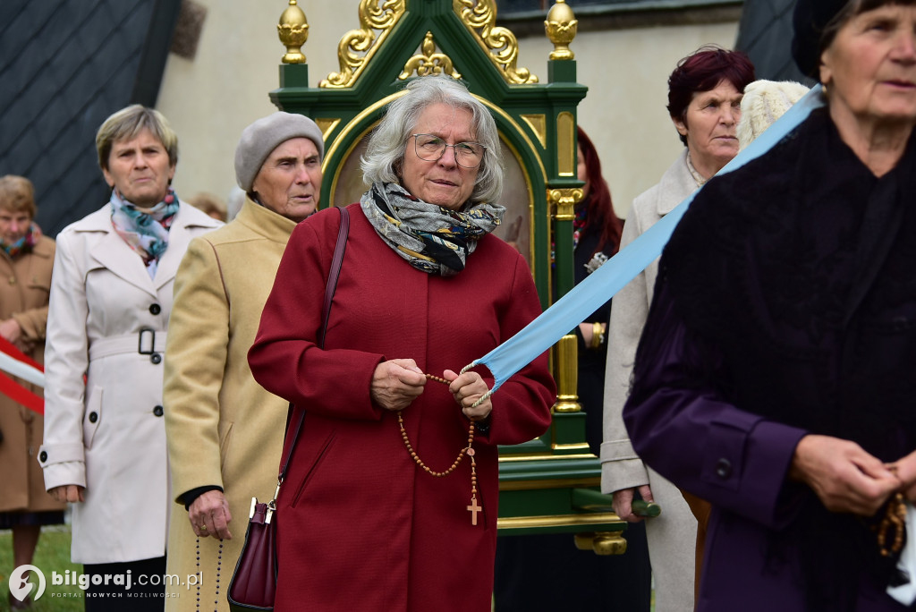 Wierni Biłgoraja na procesji. Kontynuacja XVIII-wiecznej tradycji franciszkańskiej