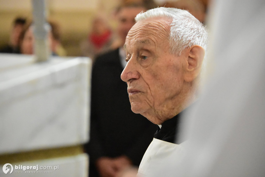 Wierni Biłgoraja na procesji. Kontynuacja XVIII-wiecznej tradycji franciszkańskiej