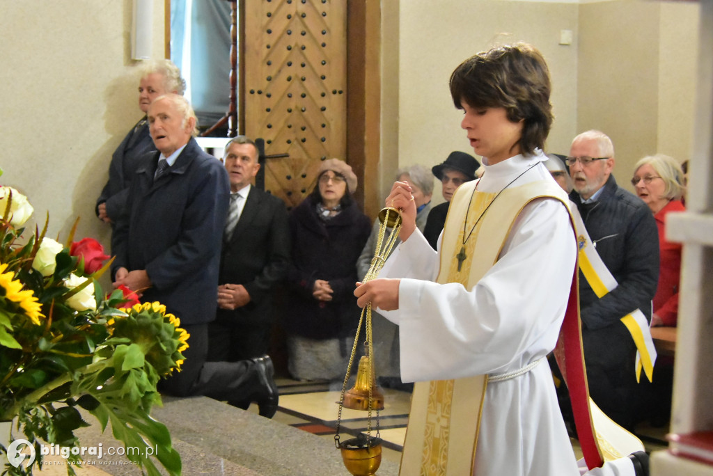 Wierni Biłgoraja na procesji. Kontynuacja XVIII-wiecznej tradycji franciszkańskiej