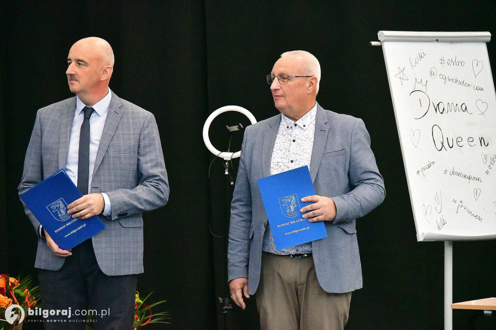W rocznicę KEN: Społeczność ZSBiO uczciła Dzień Edukacji Narodowej