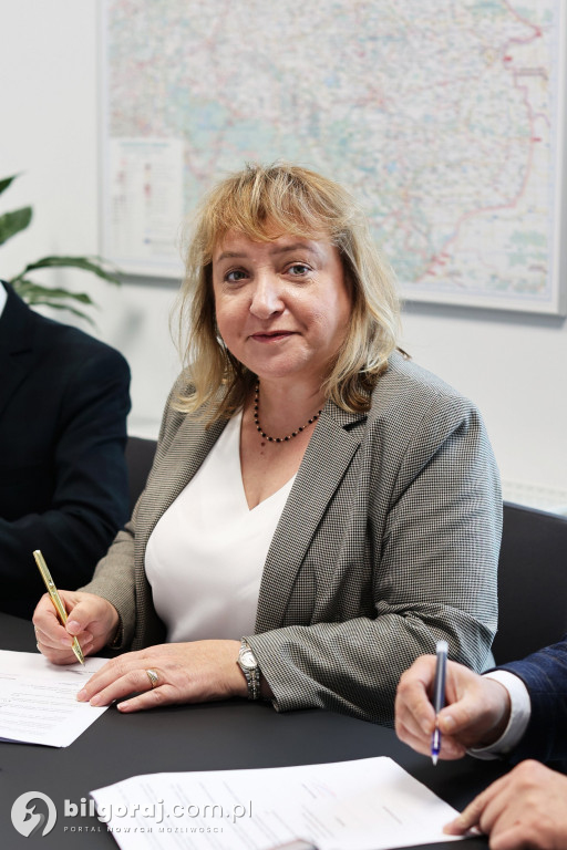Powiat podpisał umowy. Są środki na obronę cywilną
