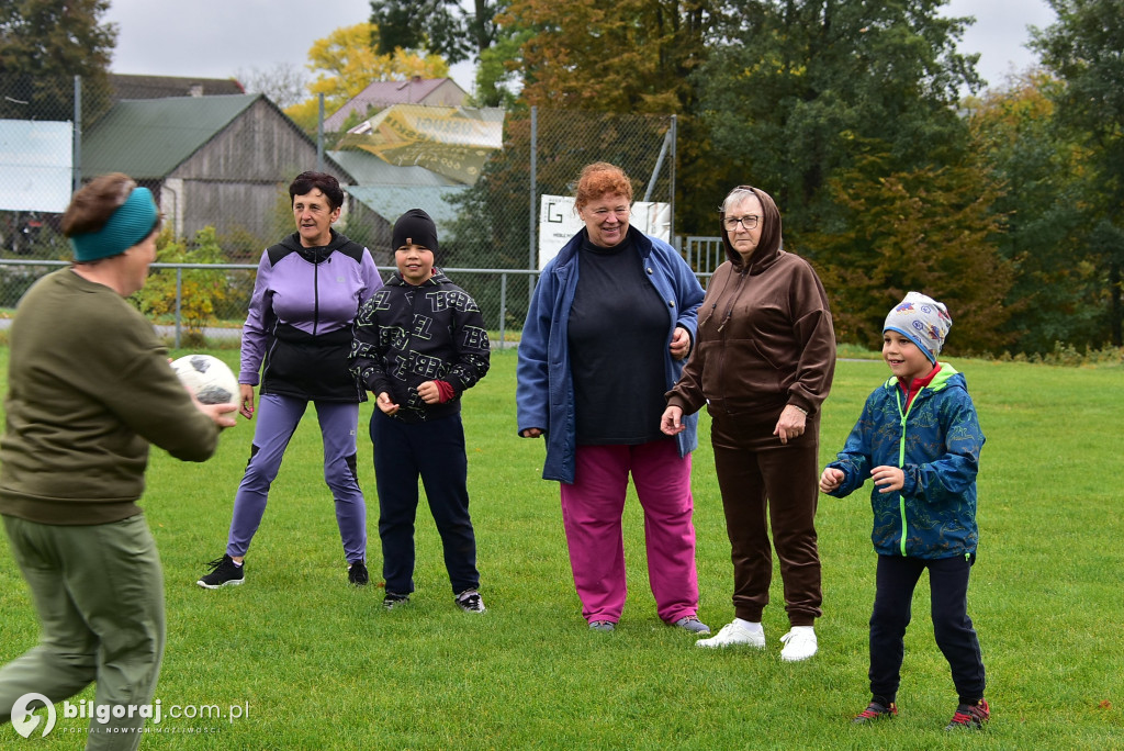 Piknik aktywności seniorów w Korchowie Pierwszym