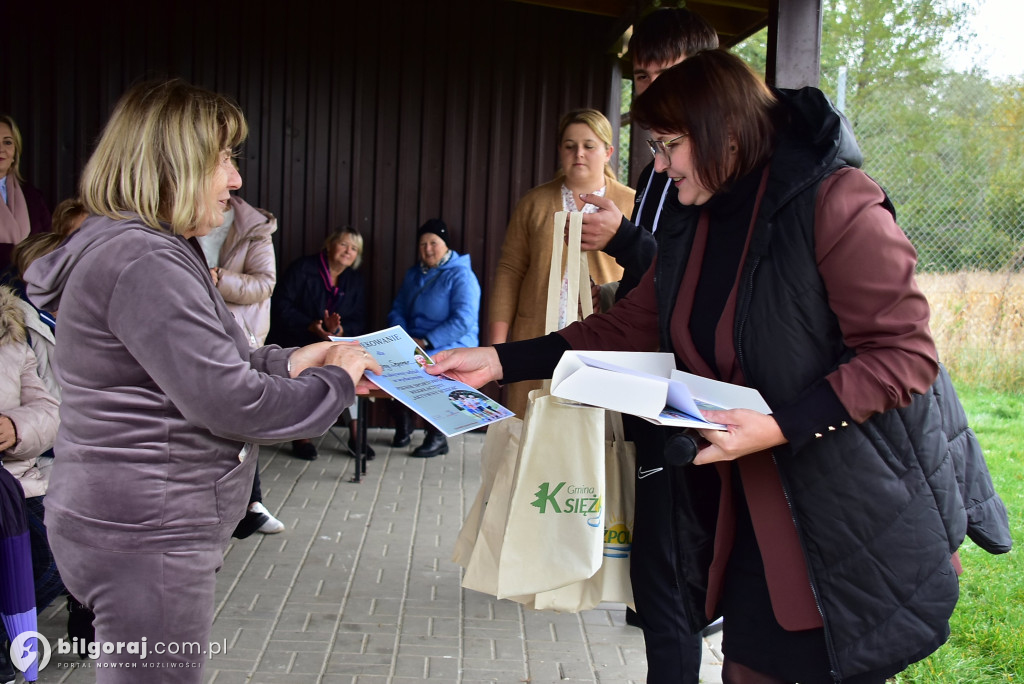 Piknik aktywności seniorów w Korchowie Pierwszym