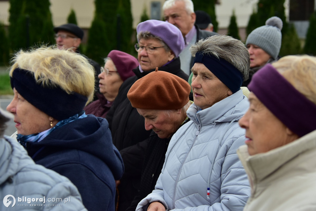 Korczów modlił się o pokój: Procesja różańcowa przez miejscowość