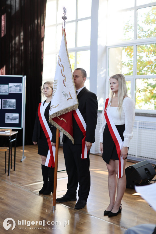 Starosta Andrzej Szarlip na Dniu Edukacji Narodowej w ZSZiO w Biłgoraju