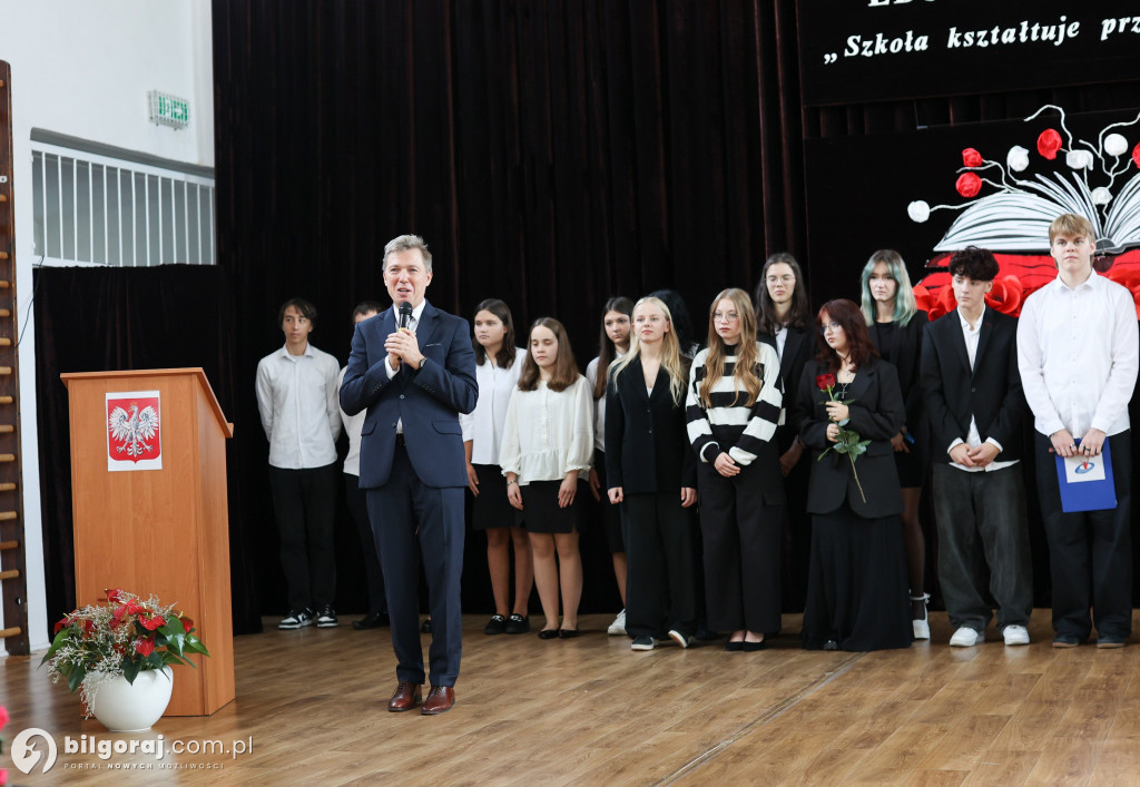 Starosta Andrzej Szarlip na Dniu Edukacji Narodowej w ZSZiO w Biłgoraju