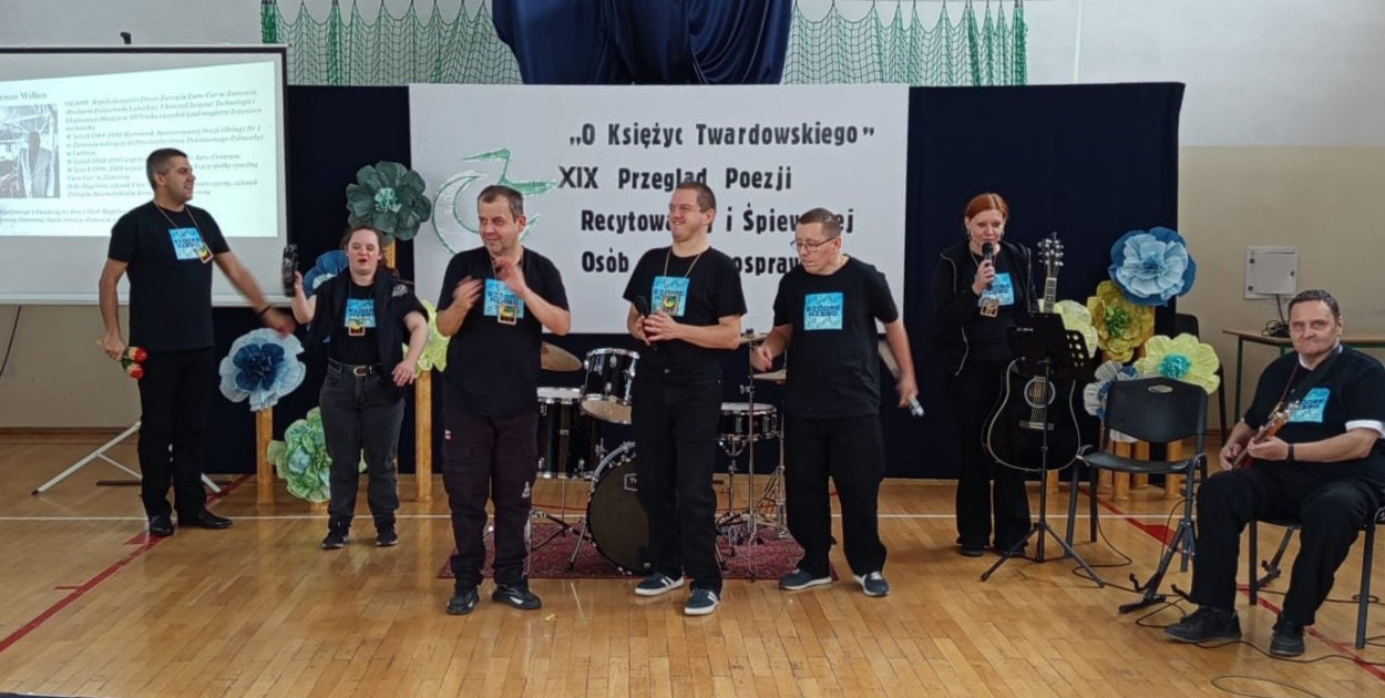 O księżyc Twardowskiego i jubileusz w Biszczy: Poezja, serce i 20 lat pracy z pasją