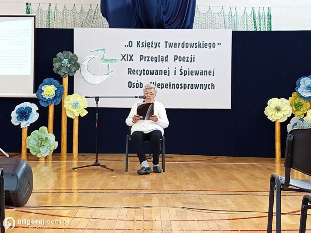 O księżyc Twardowskiego i jubileusz w Biszczy: Poezja, serce i 20 lat pracy z pasją
