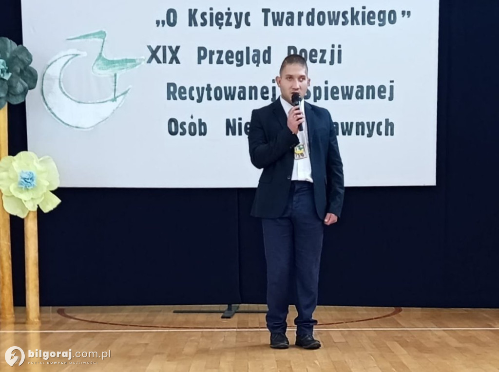O księżyc Twardowskiego i jubileusz w Biszczy: Poezja, serce i 20 lat pracy z pasją