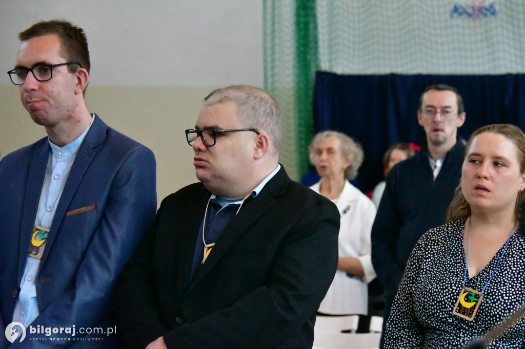 O księżyc Twardowskiego i jubileusz w Biszczy: Poezja, serce i 20 lat pracy z pasją