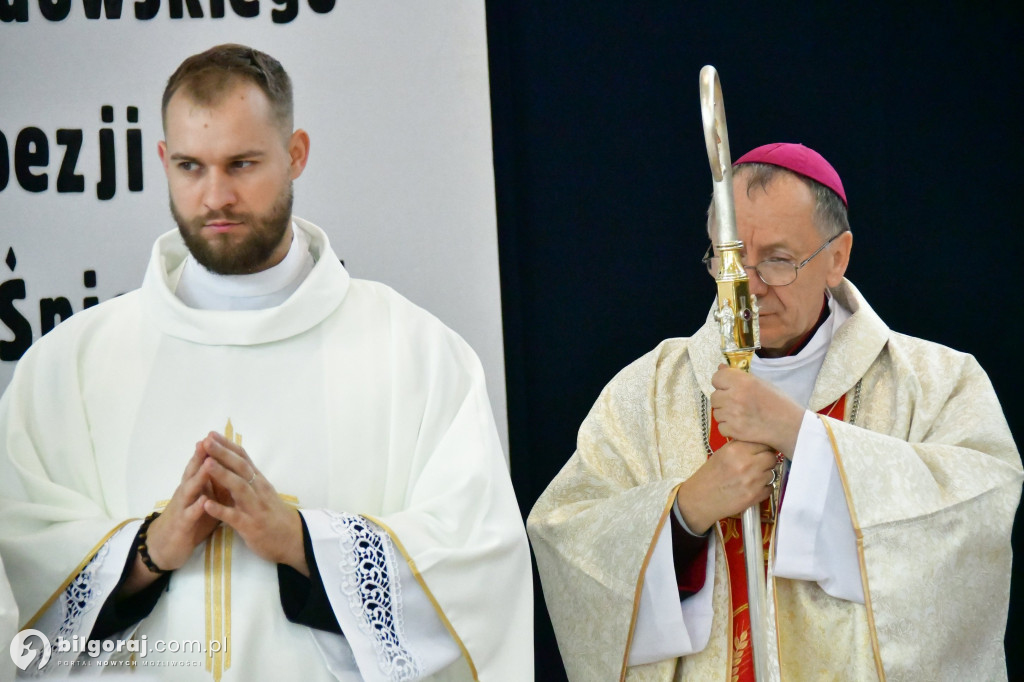 O księżyc Twardowskiego i jubileusz w Biszczy: Poezja, serce i 20 lat pracy z pasją