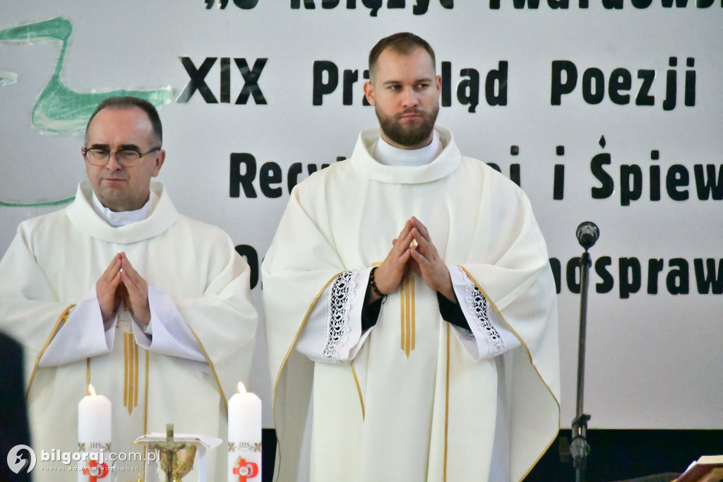 O księżyc Twardowskiego i jubileusz w Biszczy: Poezja, serce i 20 lat pracy z pasją