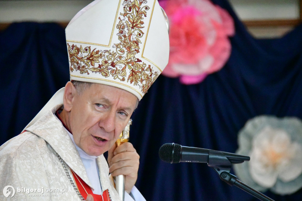 O księżyc Twardowskiego i jubileusz w Biszczy: Poezja, serce i 20 lat pracy z pasją