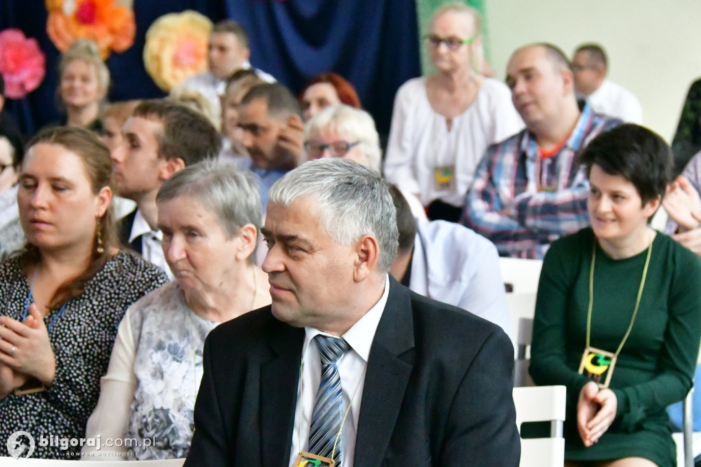 O księżyc Twardowskiego i jubileusz w Biszczy: Poezja, serce i 20 lat pracy z pasją