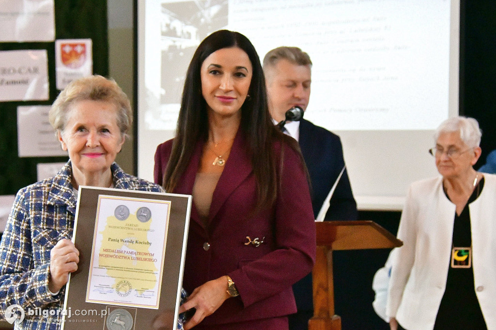 O księżyc Twardowskiego i jubileusz w Biszczy: Poezja, serce i 20 lat pracy z pasją