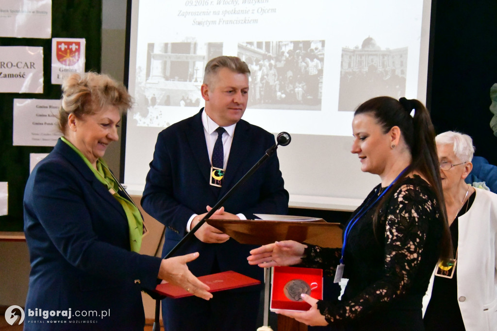 O księżyc Twardowskiego i jubileusz w Biszczy: Poezja, serce i 20 lat pracy z pasją