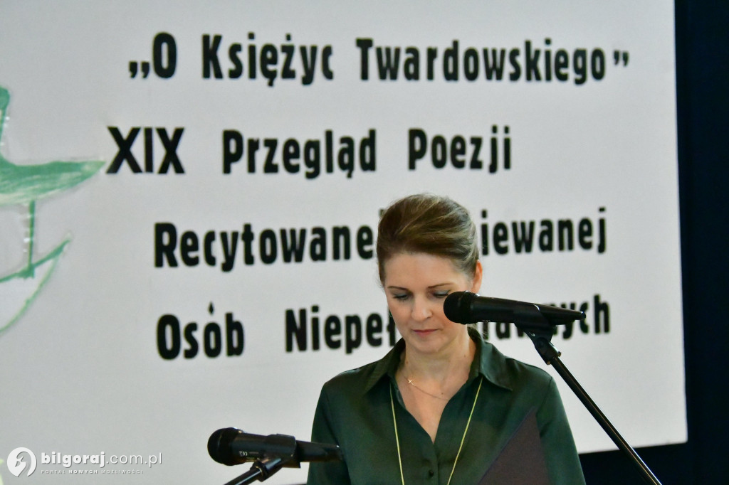 O księżyc Twardowskiego i jubileusz w Biszczy: Poezja, serce i 20 lat pracy z pasją