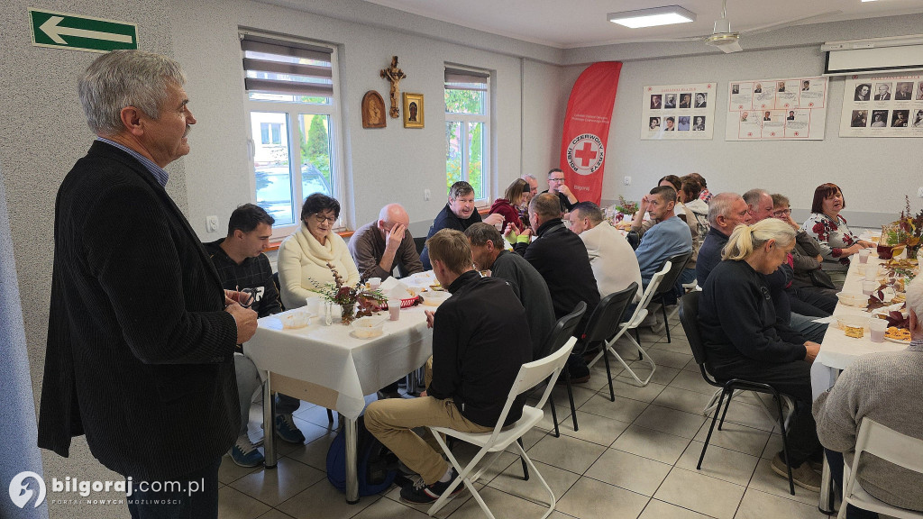 Dzień Chleba w Biłgoraju: PCK integruje i wspiera samotnych