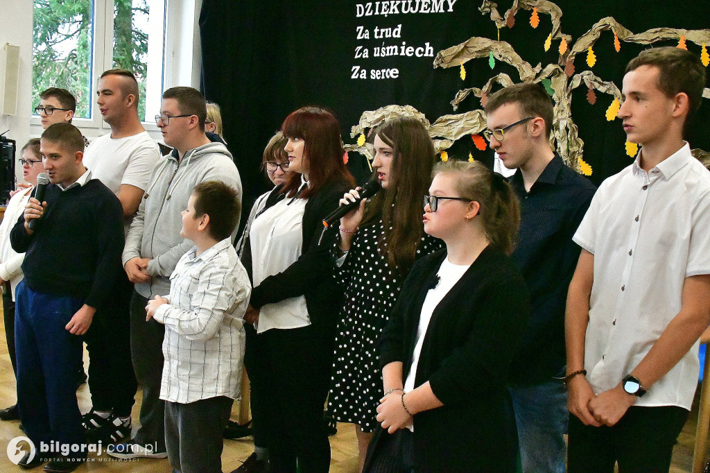 Uroczysta akademia z okazji DEN w Zespole Szkół Specjalnych w Biłgoraju