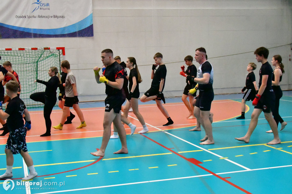 Mistrz Świata w Biłgoraju! Bartosz Botwina poprowadził seminarium MMA dla ponad 150 pasjonatów