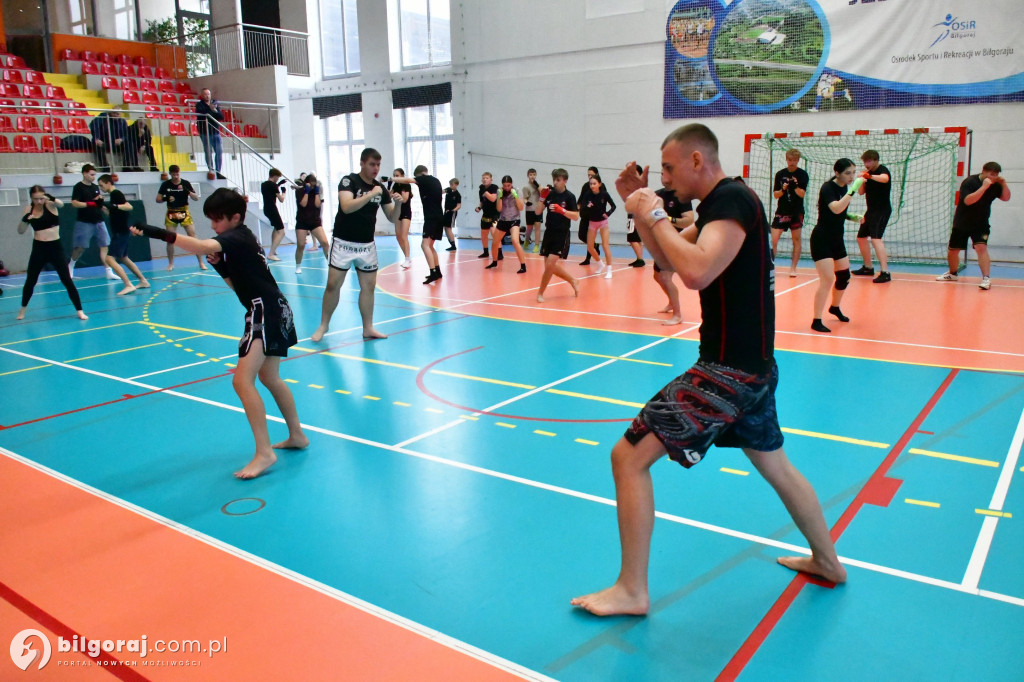 Mistrz Świata w Biłgoraju! Bartosz Botwina poprowadził seminarium MMA dla ponad 150 pasjonatów