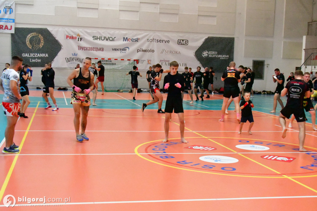 Mistrz Świata w Biłgoraju! Bartosz Botwina poprowadził seminarium MMA dla ponad 150 pasjonatów