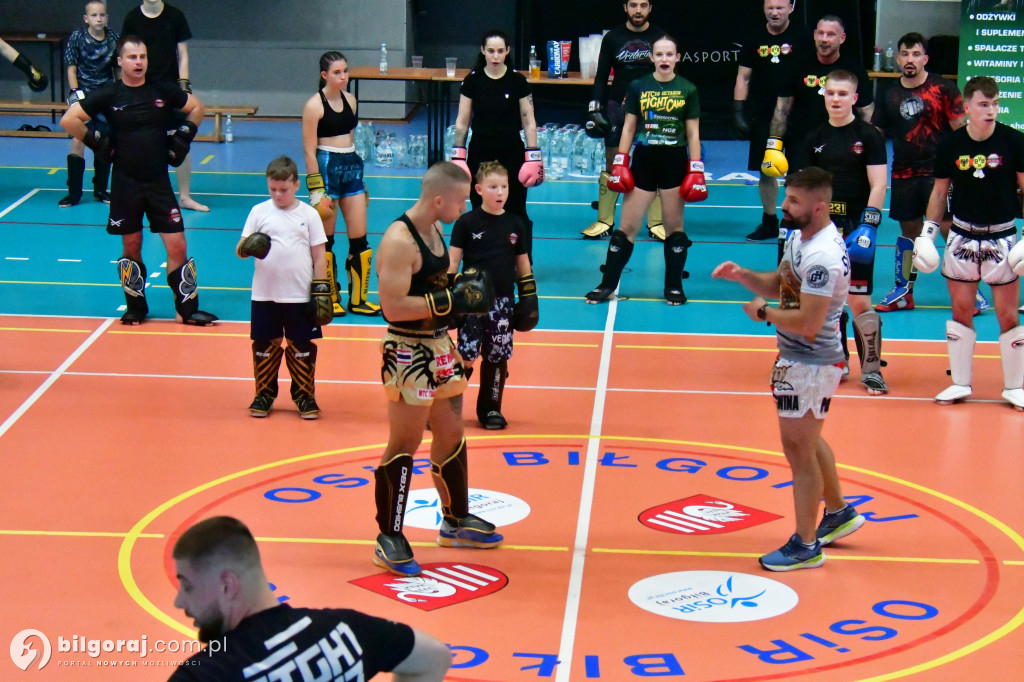 Mistrz Świata w Biłgoraju! Bartosz Botwina poprowadził seminarium MMA dla ponad 150 pasjonatów