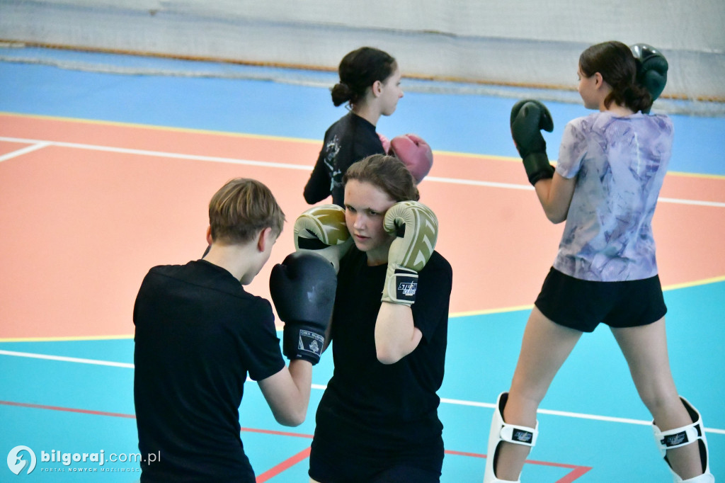Mistrz Świata w Biłgoraju! Bartosz Botwina poprowadził seminarium MMA dla ponad 150 pasjonatów