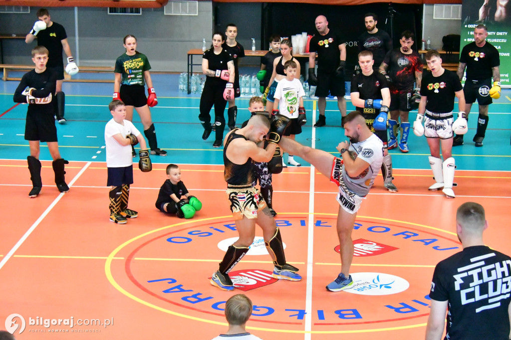 Mistrz Świata w Biłgoraju! Bartosz Botwina poprowadził seminarium MMA dla ponad 150 pasjonatów