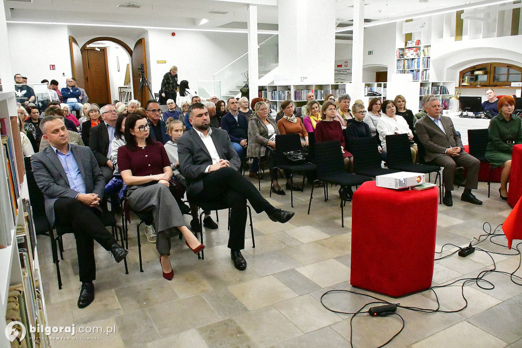 Spotkanie z Krzesimirem Dębskim w Tarnogrodzie: Historia Wołynia i rodzinne świadectwo