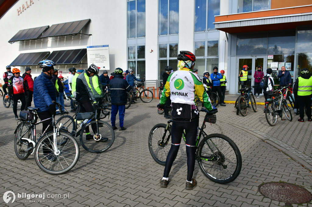 Rowerowe pożegnanie sezonu: Jesienny Rajd Rowerowy wyruszył z Biłgoraja