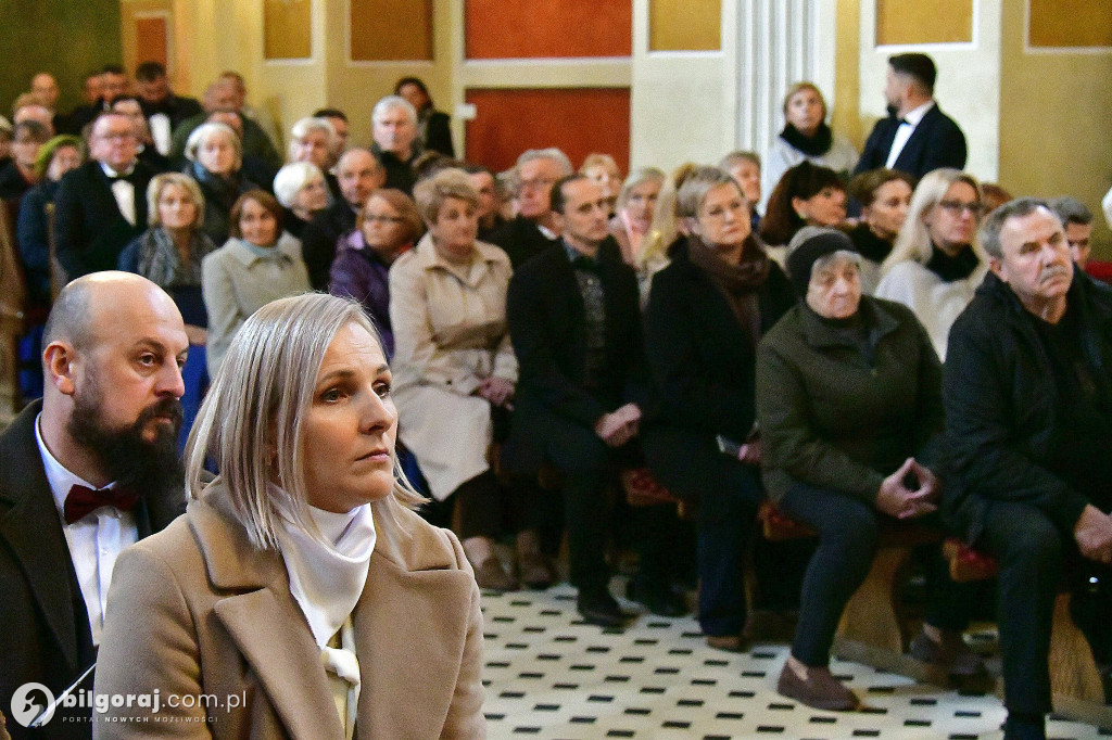 W rytmie wiary i tradycji: Siedem chórów w Koncercie Pieśni Maryjnej w Goraju