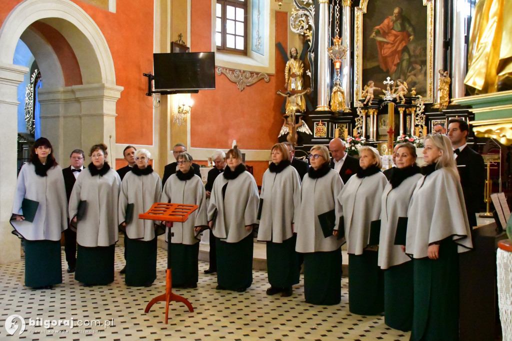 W rytmie wiary i tradycji: Siedem chórów w Koncercie Pieśni Maryjnej w Goraju