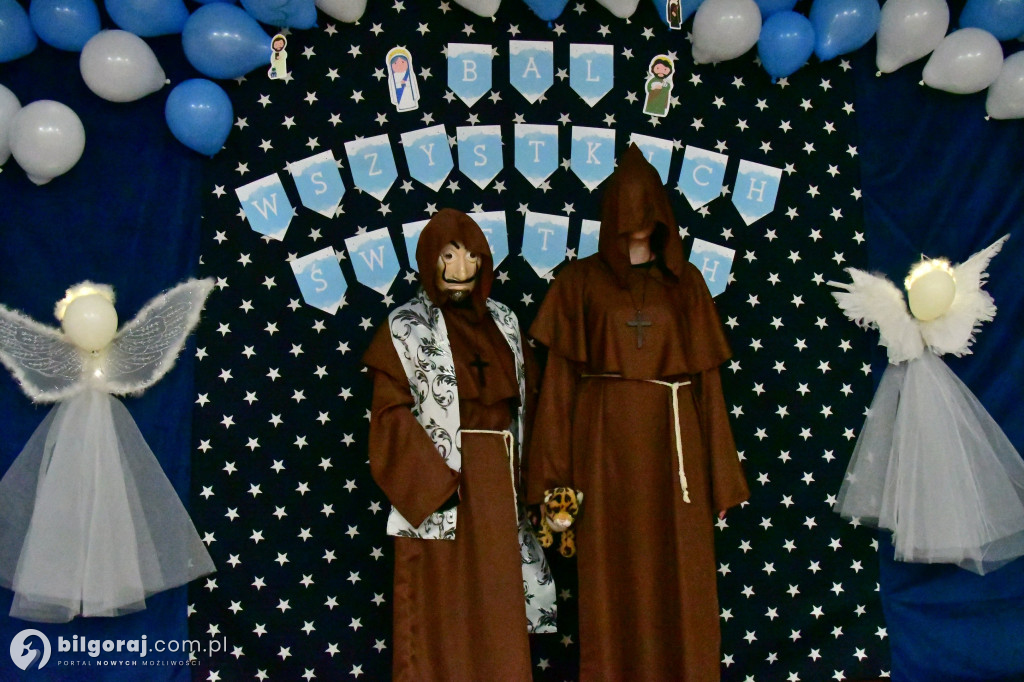 Bal Wszystkich Świętych w Tereszpolu promował pozytywne wzorce