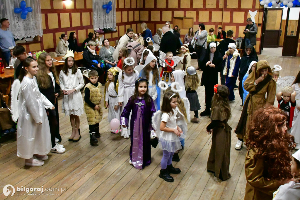 Bal Wszystkich Świętych w Tereszpolu promował pozytywne wzorce